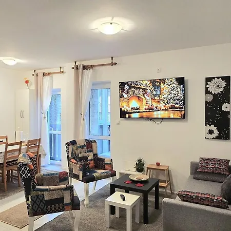 Apartmán Anikaapartmani, Brzeće